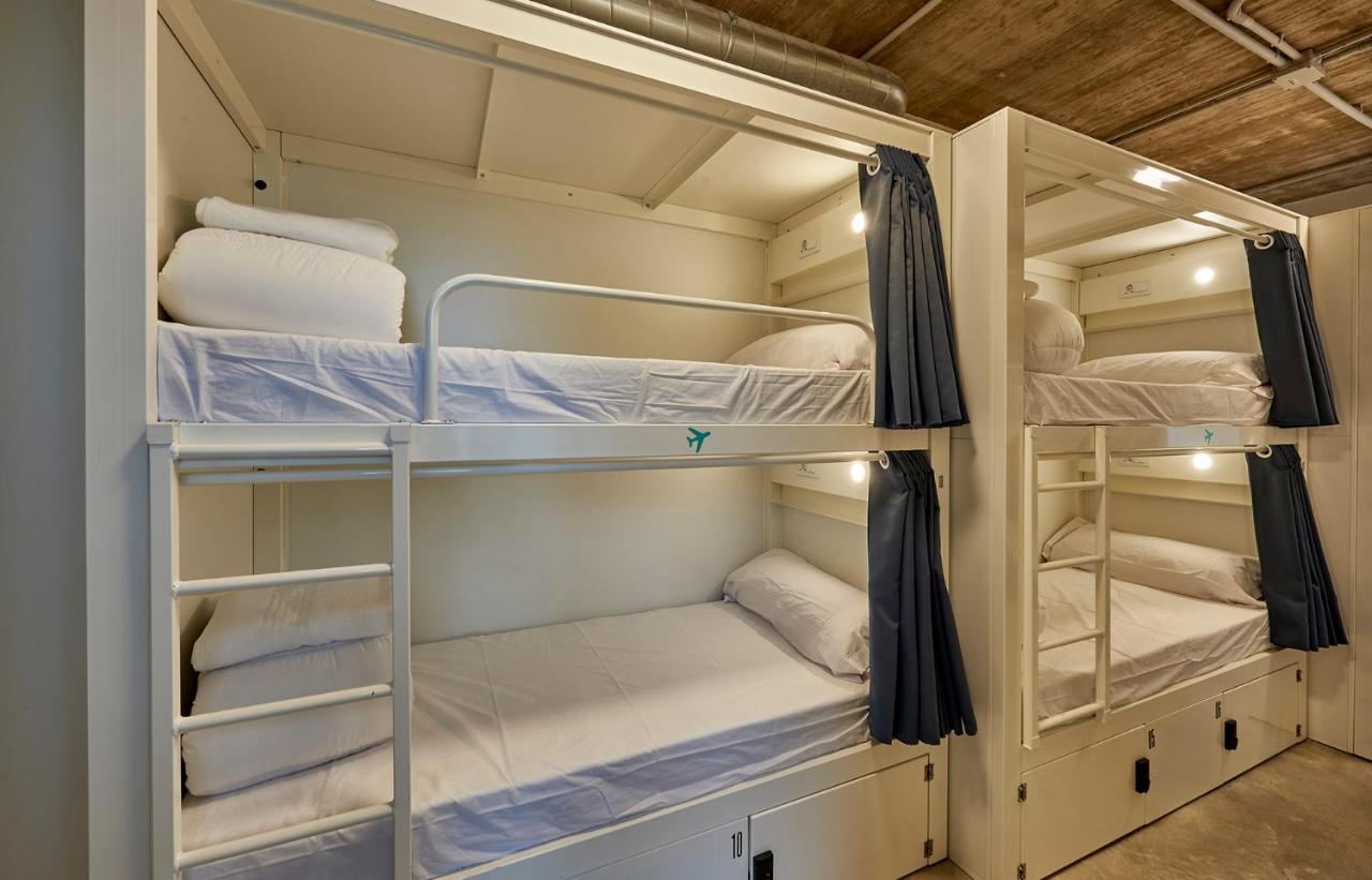 Hostelfly Madrid Dış mekan fotoğraf