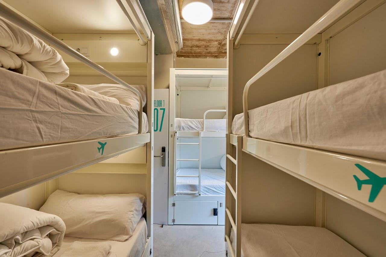 Hostelfly Madrid Dış mekan fotoğraf